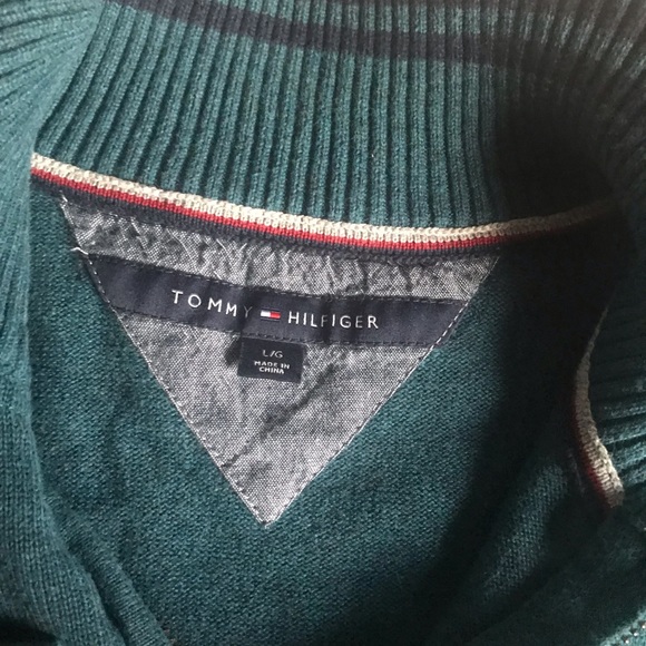 Tommy Hilfiger men’s sweater - Picture 3 of 4